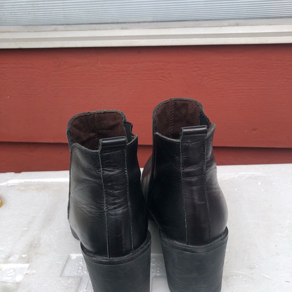 TLB  Mallorca Women’s Black Leather Ankle Boots Size 41/10.5US - Picture 6 of 16